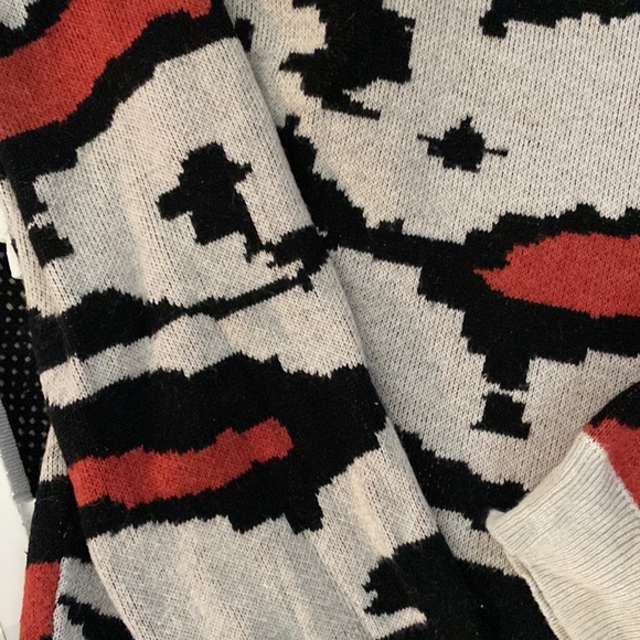 Animal print sweater. Size medium from THML. - Picture 3 of 5